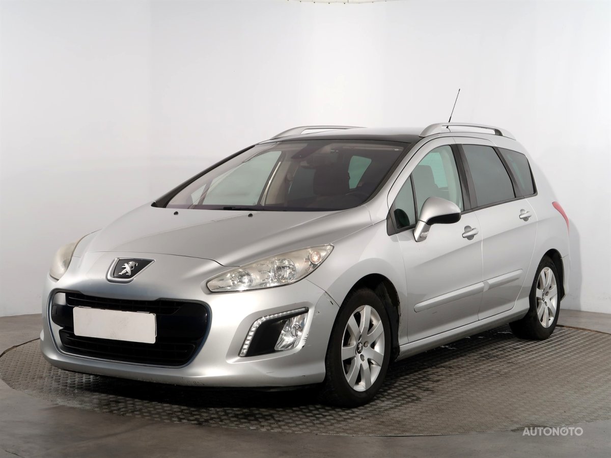 Peugeot 308, 2012 - pohled č. 3