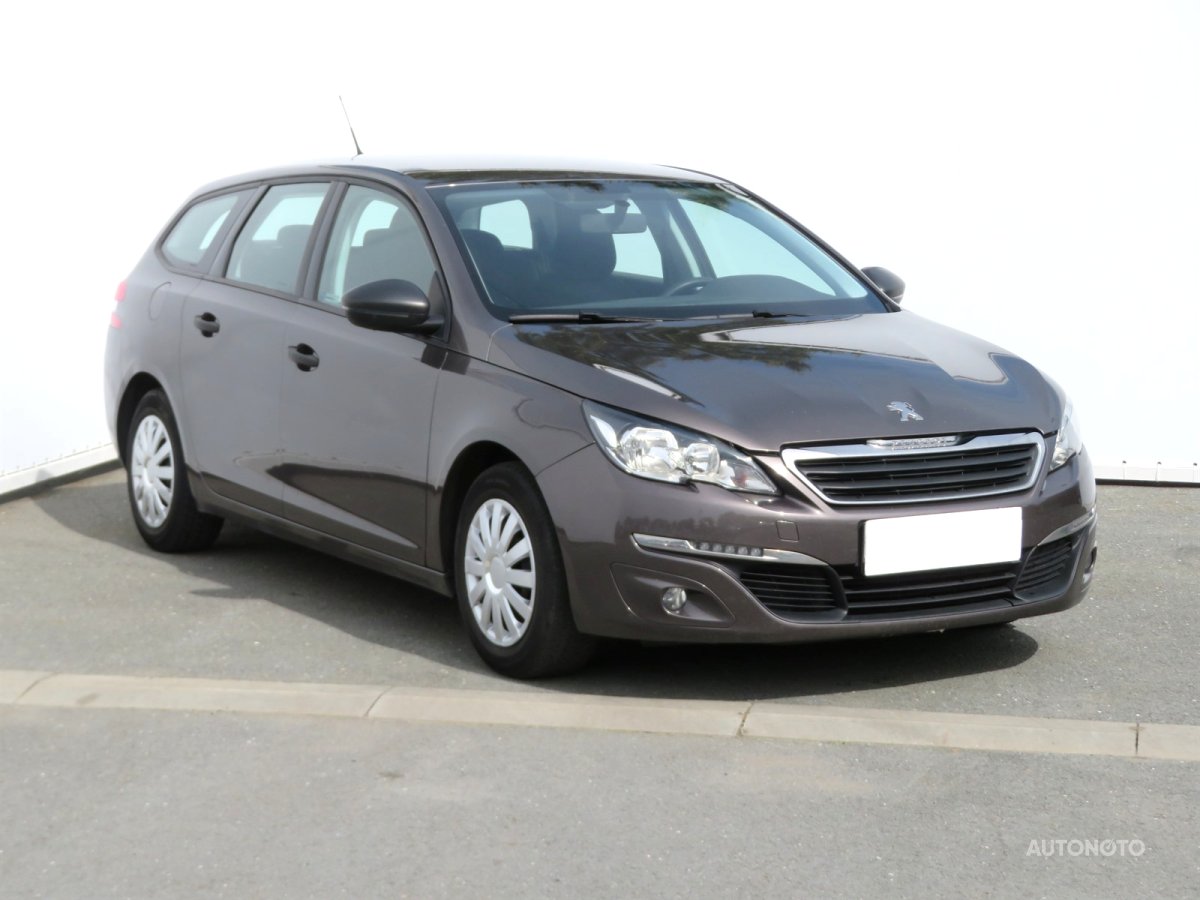 Peugeot 308, 2015 - celkový pohled