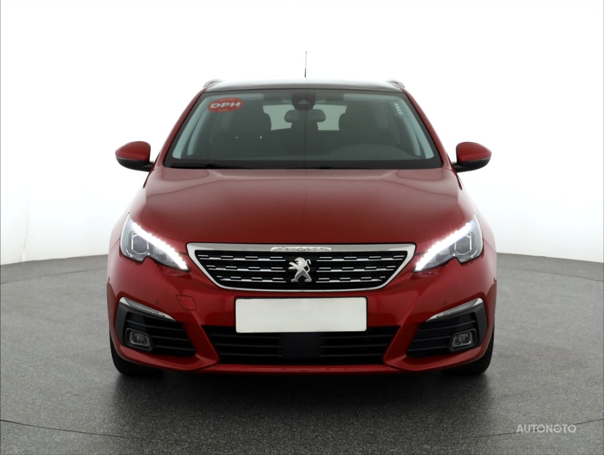 Peugeot 308, 2018 - pohled č. 2