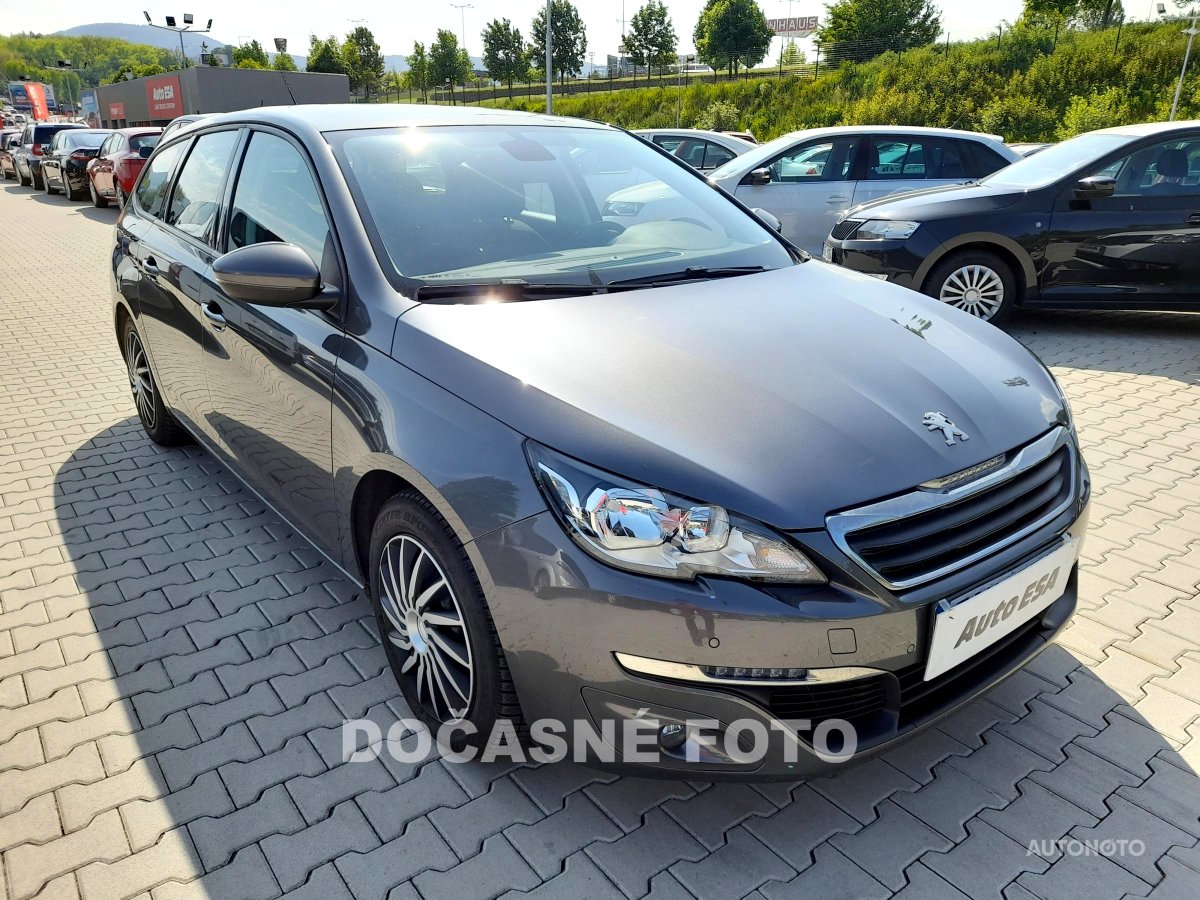 Peugeot 308, 2016 - celkový pohled