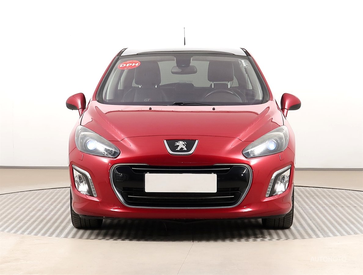 Peugeot 308, 2012 - pohled č. 2