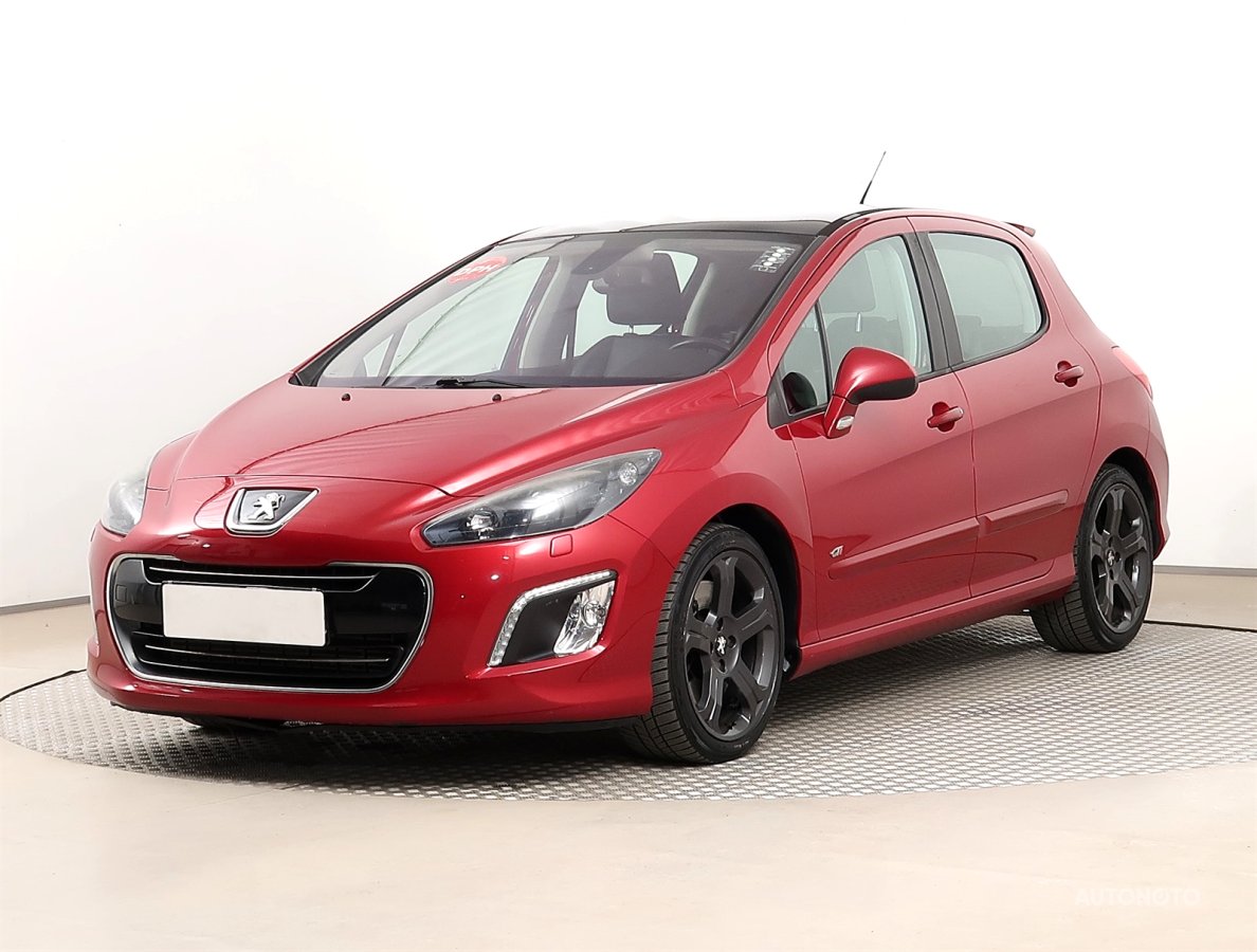 Peugeot 308, 2012 - pohled č. 3