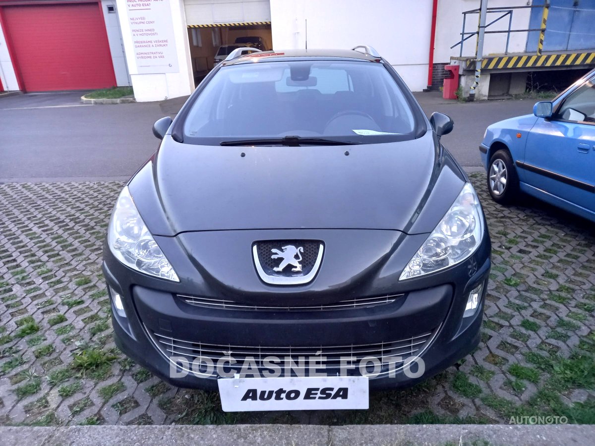 Peugeot 308, 2009 - pohled č. 2
