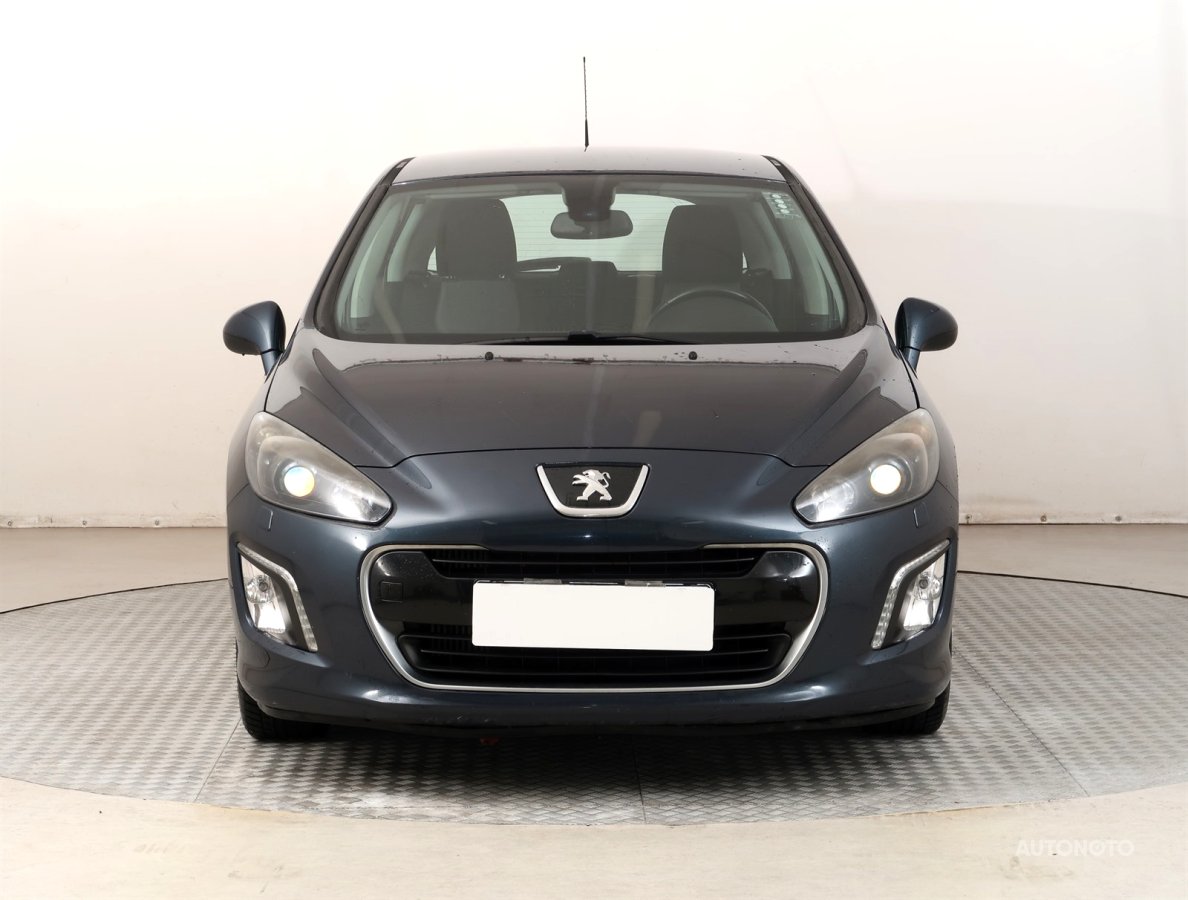 Peugeot 308, 2012 - pohled č. 2