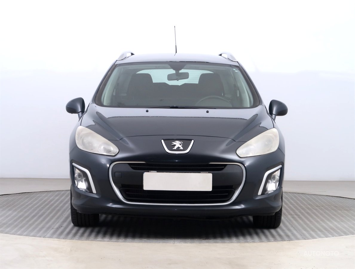 Peugeot 308, 2013 - pohled č. 2