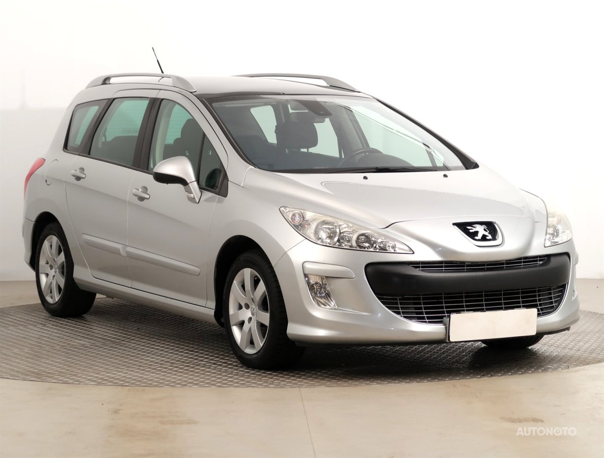 Peugeot 308, 2009 - celkový pohled