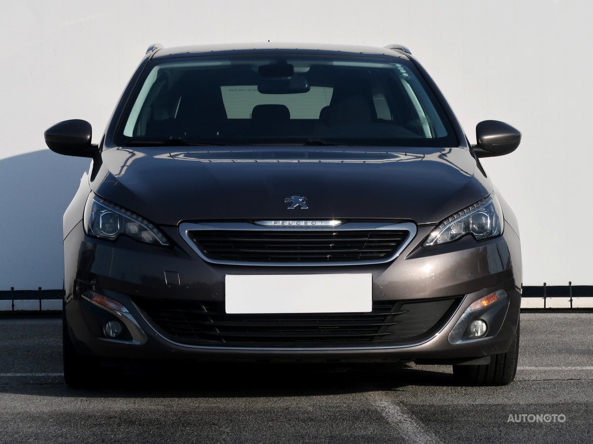 Peugeot 308, 2014 - pohled č. 2