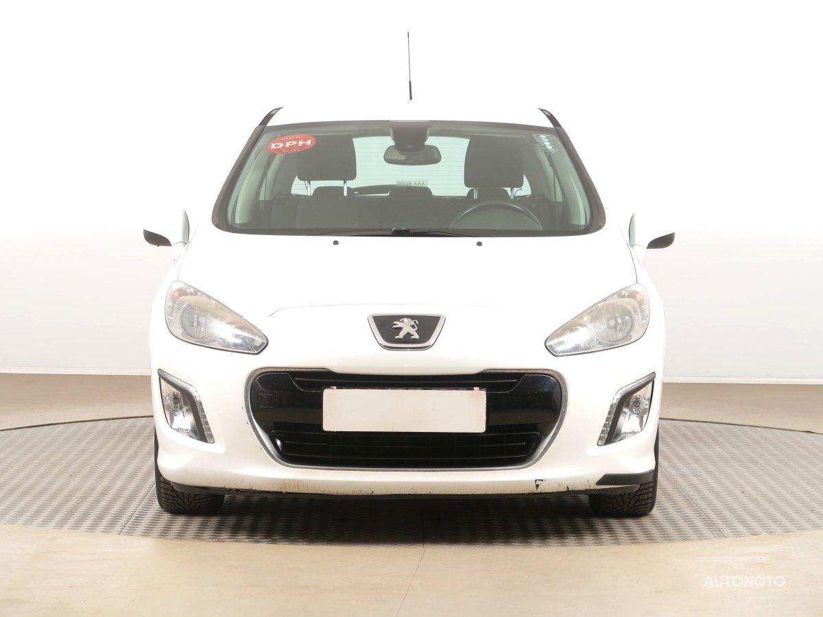 Peugeot 308, 2013 - pohled č. 2