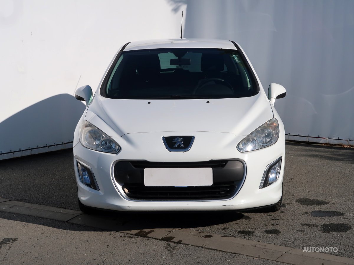 Peugeot 308, 2013 - pohled č. 2