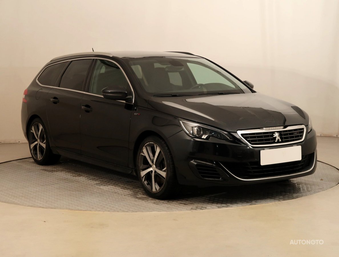 Peugeot 308, 2016 - celkový pohled