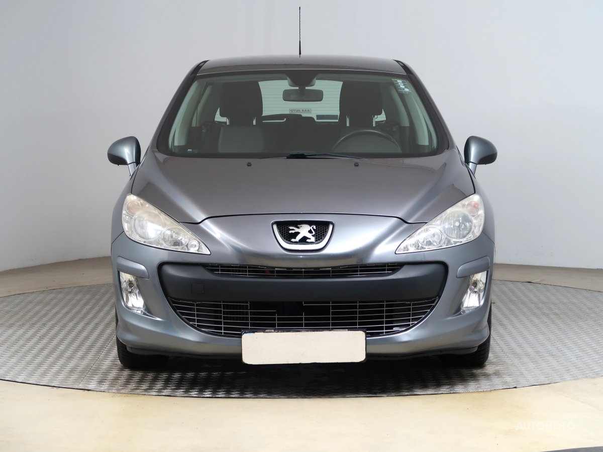 Peugeot 308, 2010 - pohled č. 2