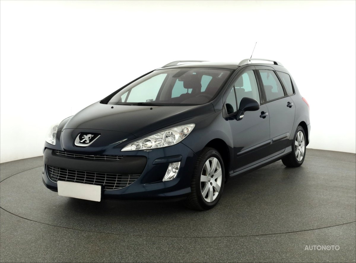 Peugeot 308, 2010 - pohled č. 3