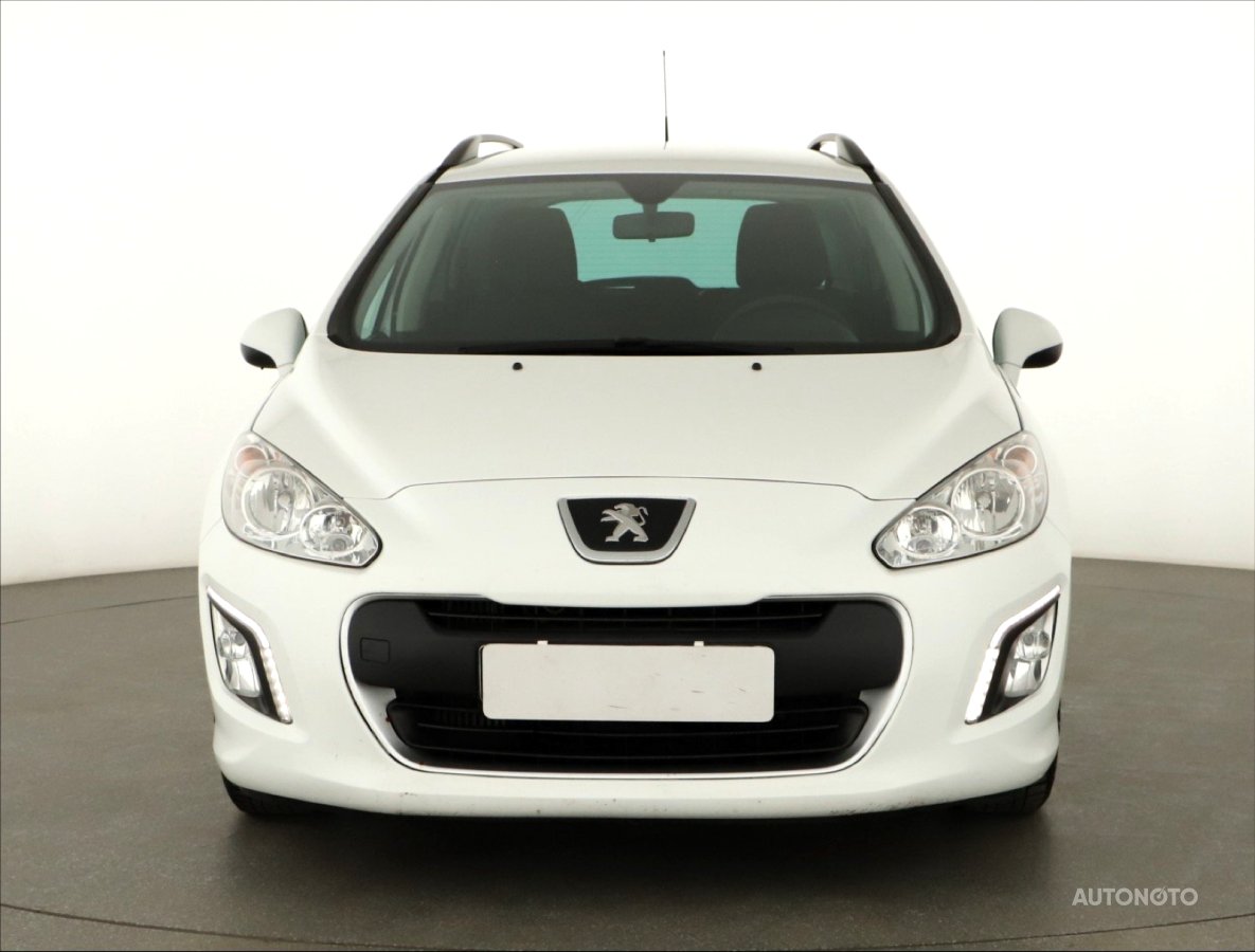 Peugeot 308, 2014 - pohled č. 2