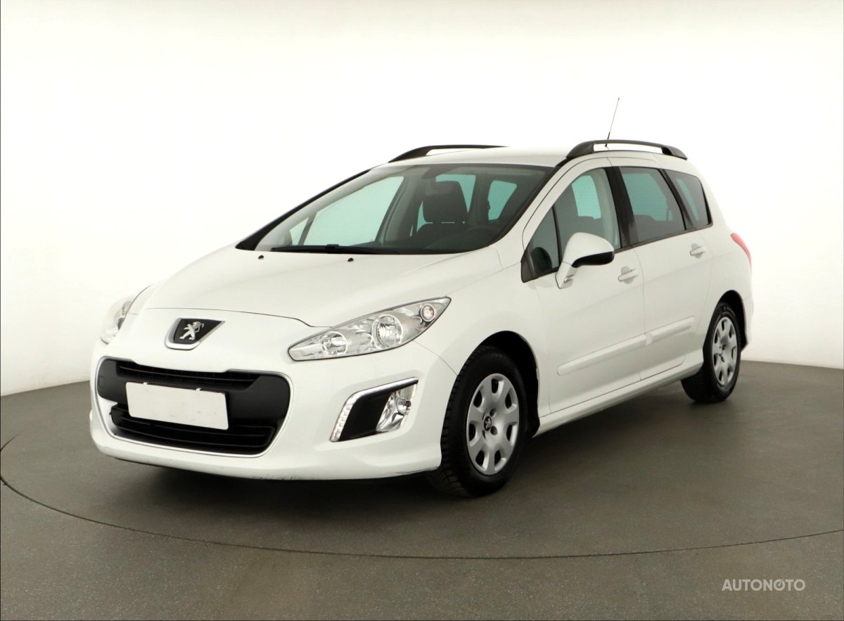 Peugeot 308, 2014 - pohled č. 3