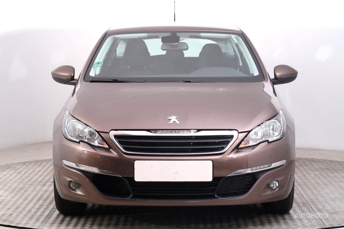 Peugeot 308, 2015 - pohled č. 2