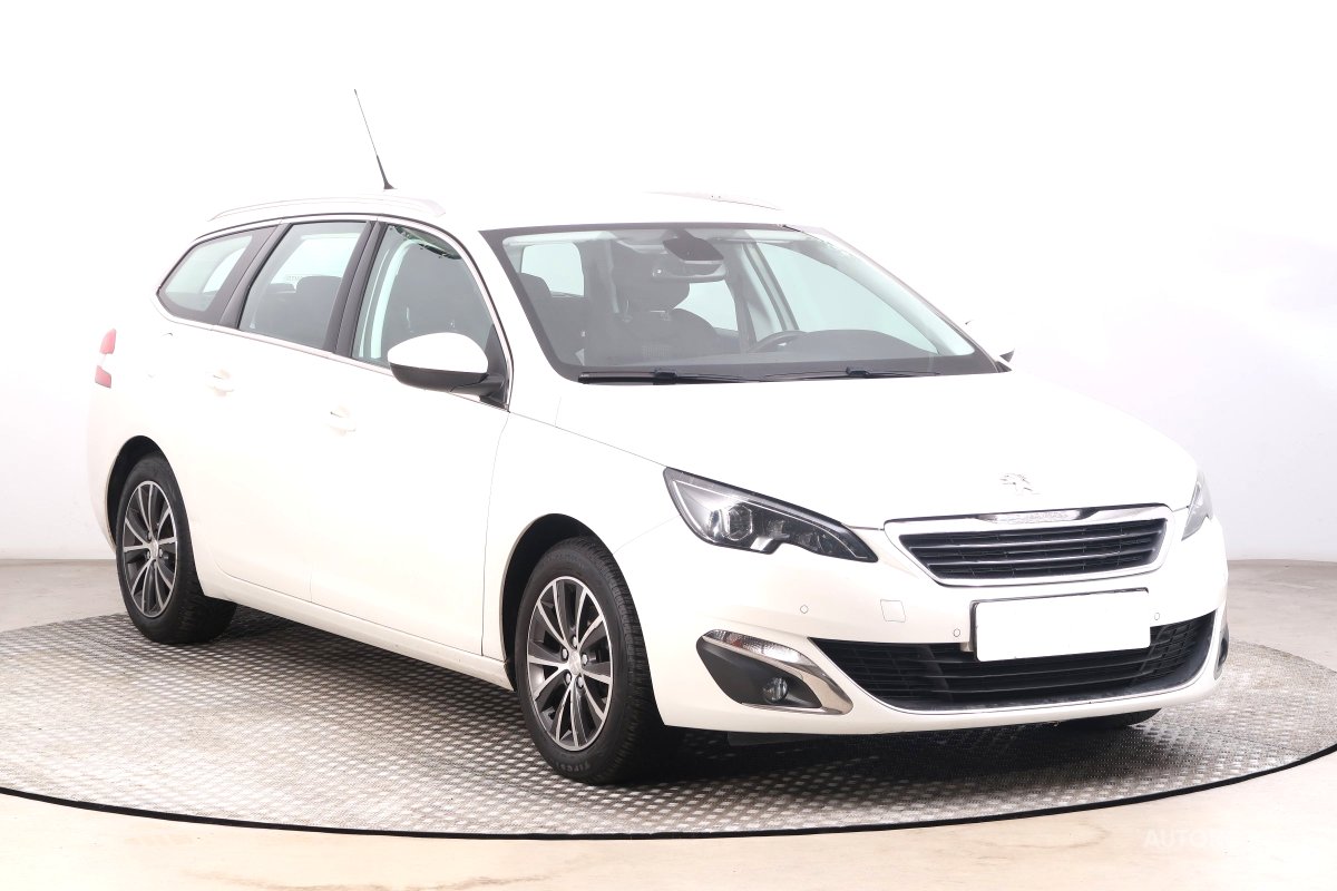 Peugeot 308, 2015 - pohled č. 1