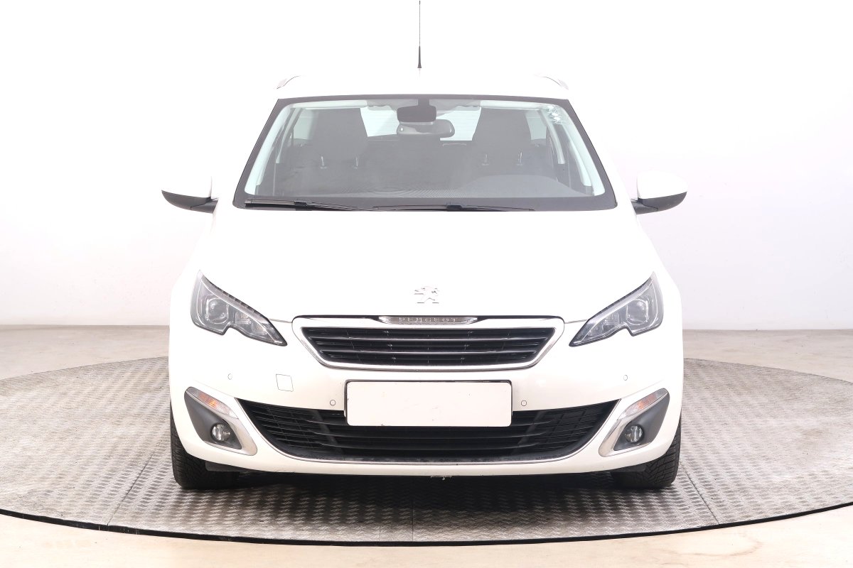 Peugeot 308, 2015 - pohled č. 2