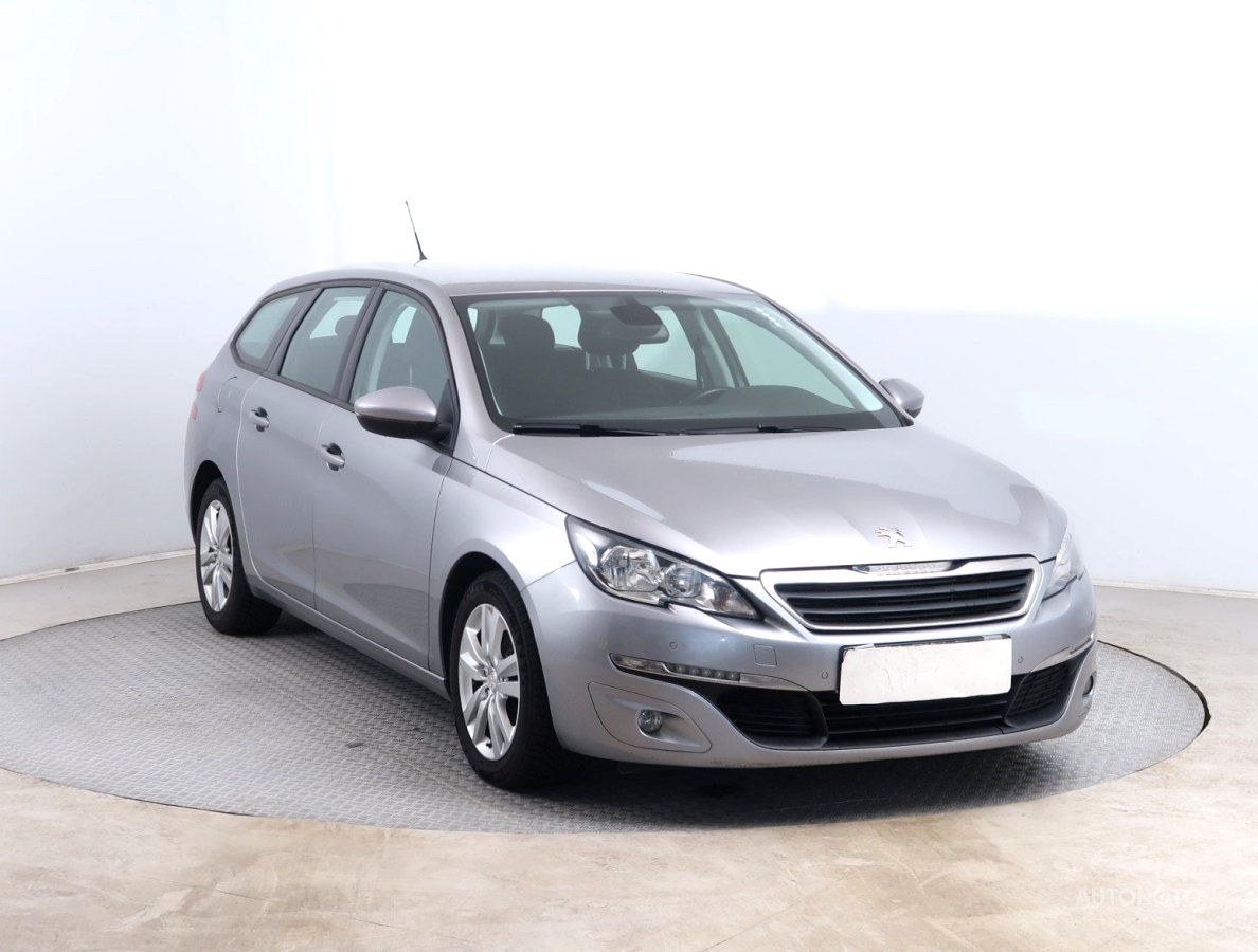 Peugeot 308, 2017 - pohled č. 1