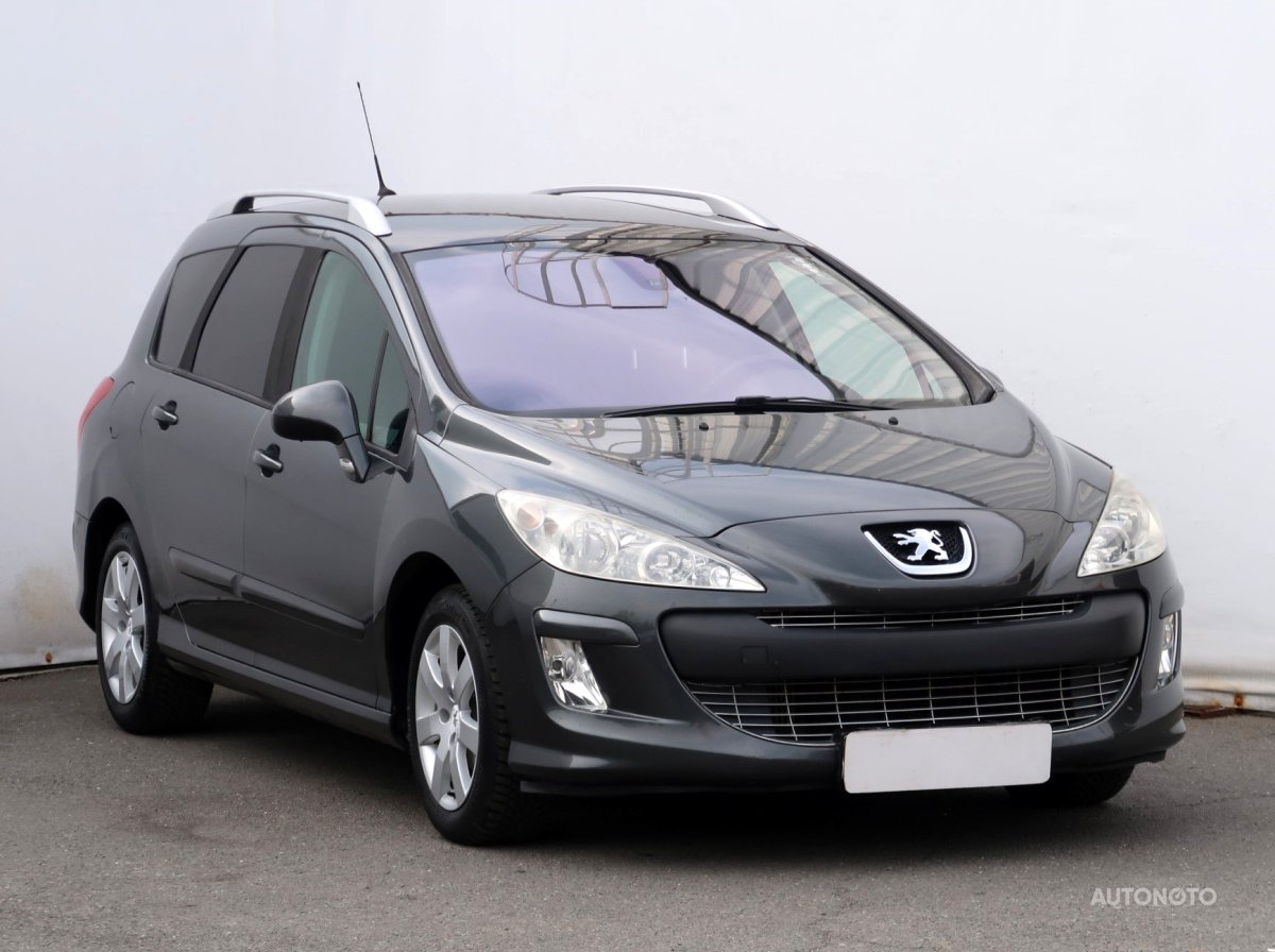 Peugeot 308, 2010 - pohled č. 1