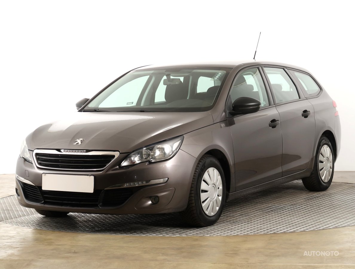 Peugeot 308, 2015 - pohled č. 3