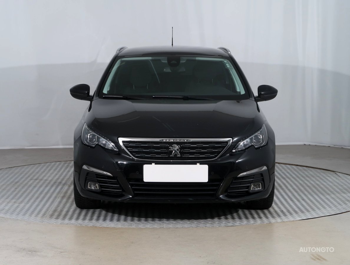 Peugeot 308, 2019 - pohled č. 2
