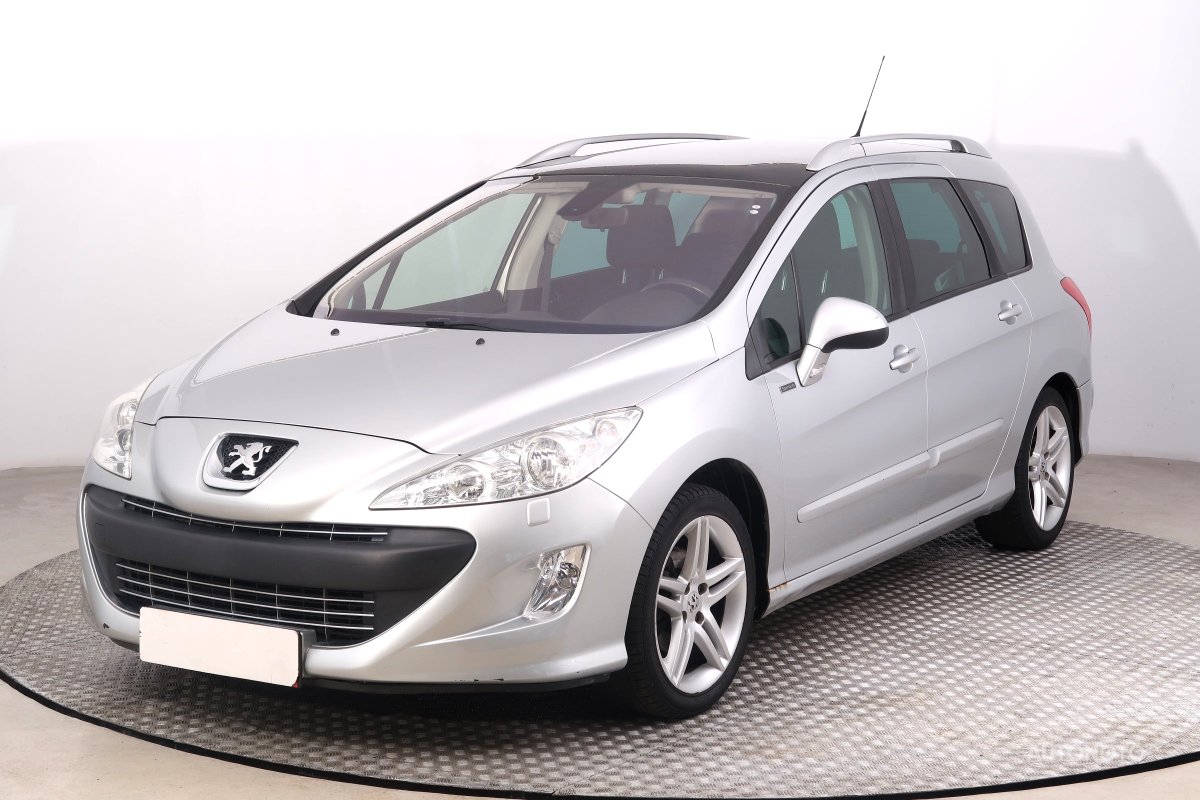 Peugeot 308, 2010 - pohled č. 3