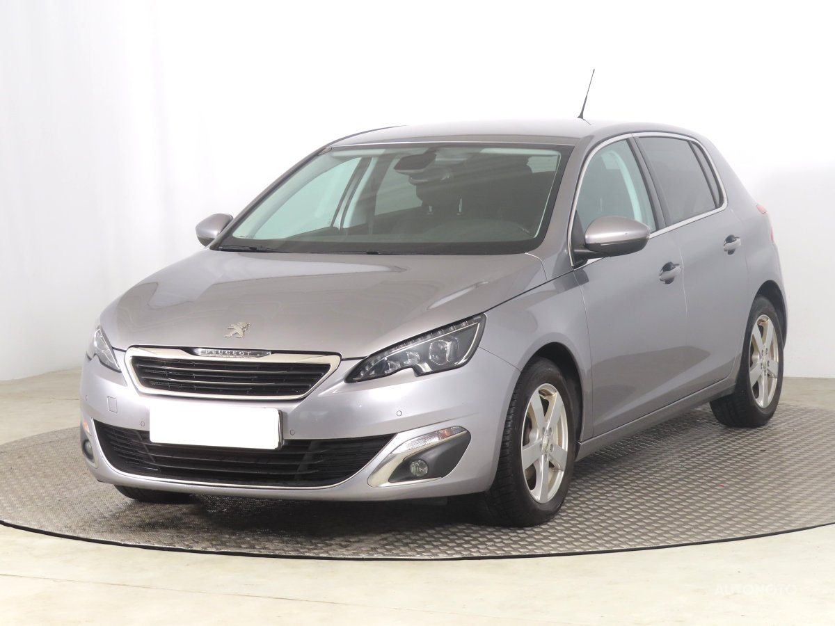 Peugeot 308, 2016 - pohled č. 3