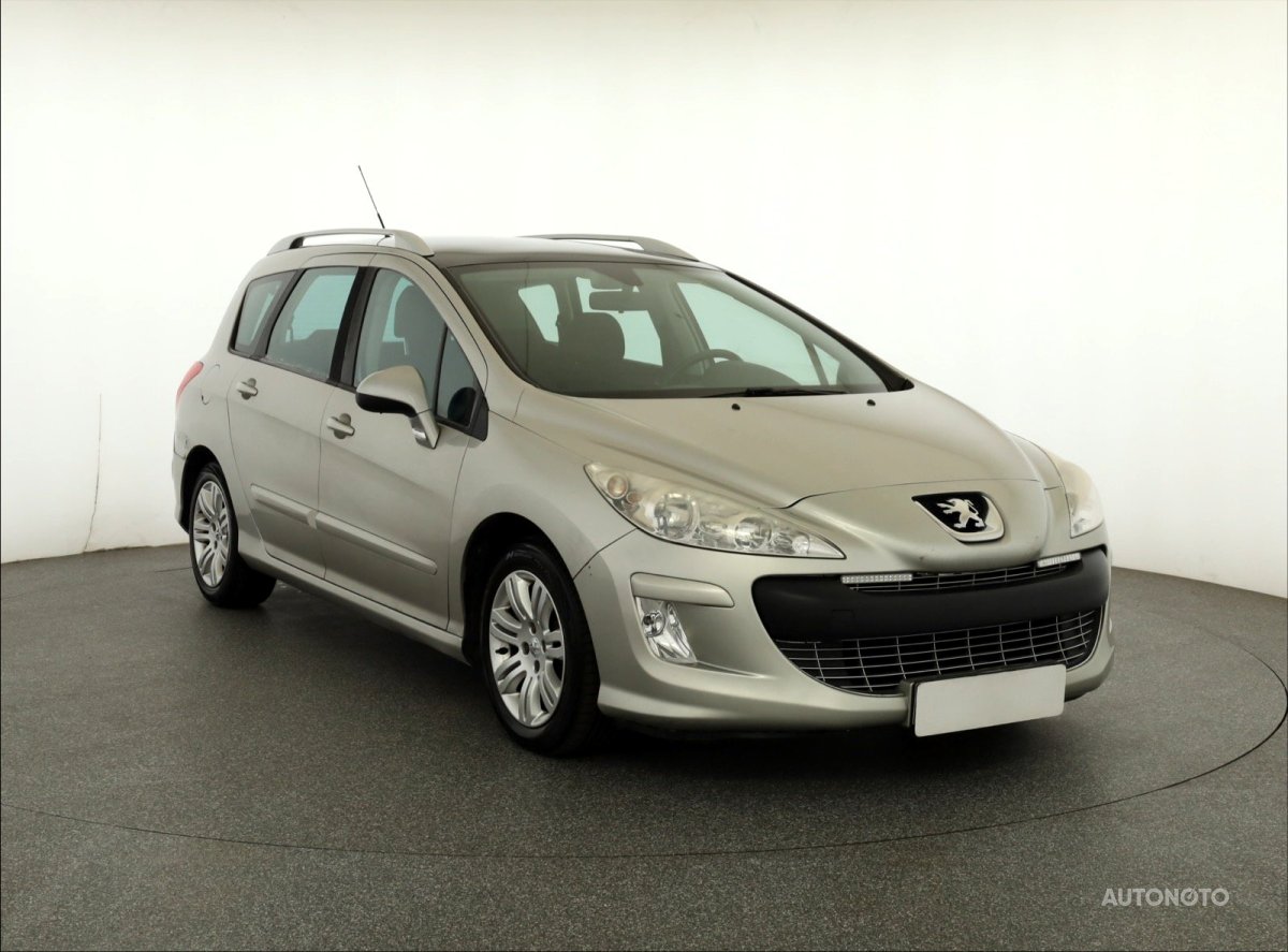 Peugeot 308, 2008 - celkový pohled