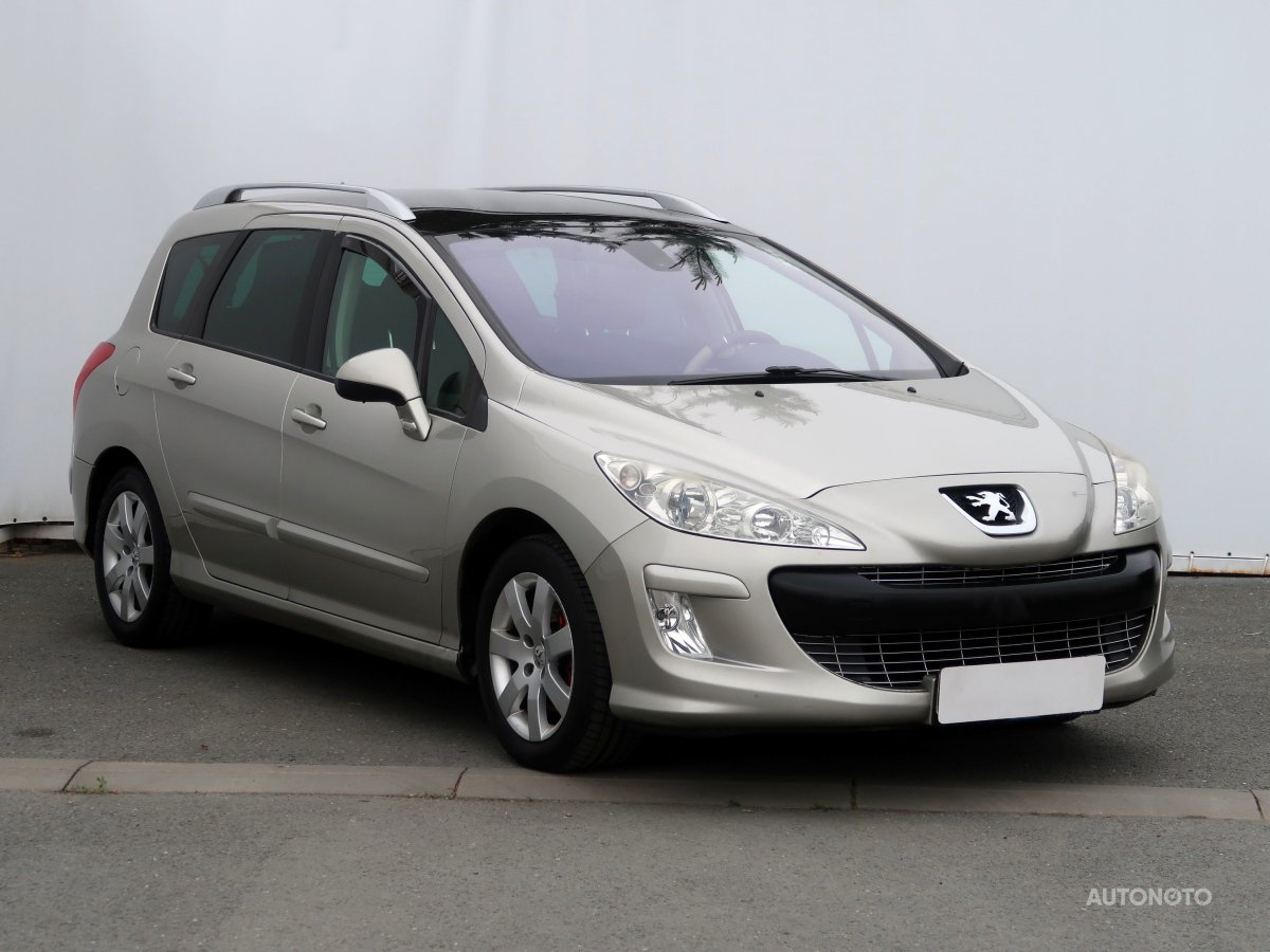 Peugeot 308, 2009 - celkový pohled