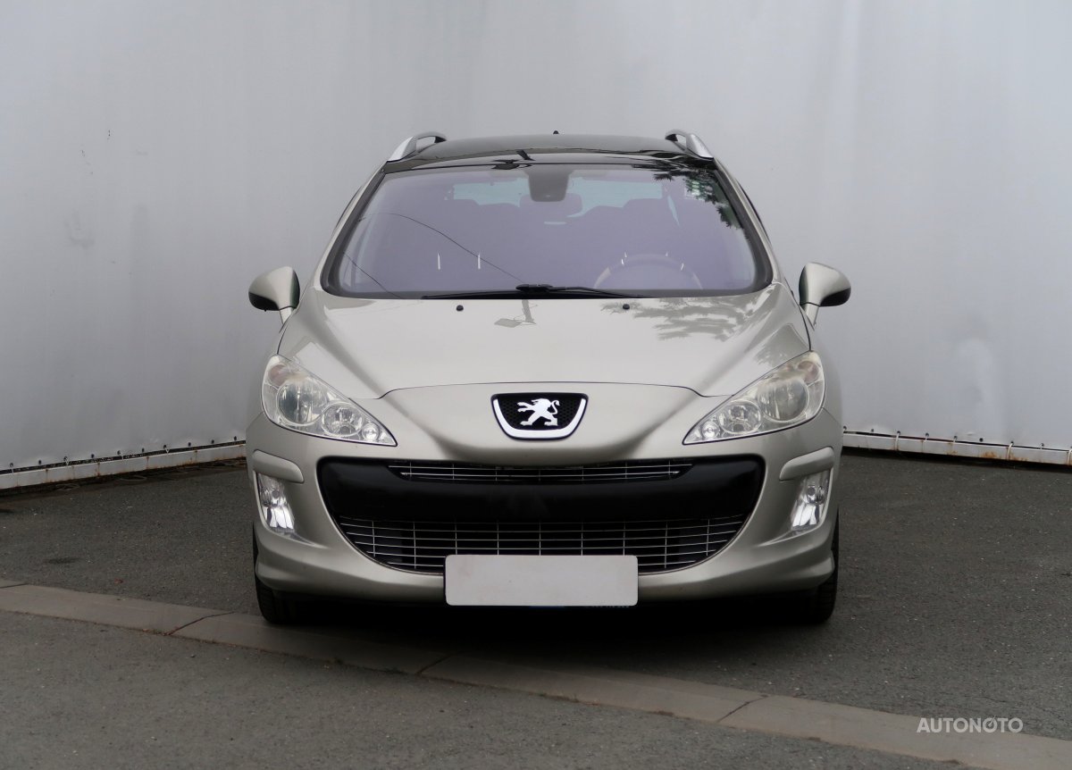 Peugeot 308, 2009 - pohled č. 2