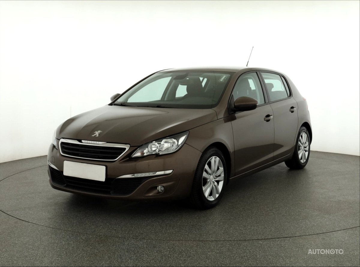 Peugeot 308, 2014 - pohled č. 3