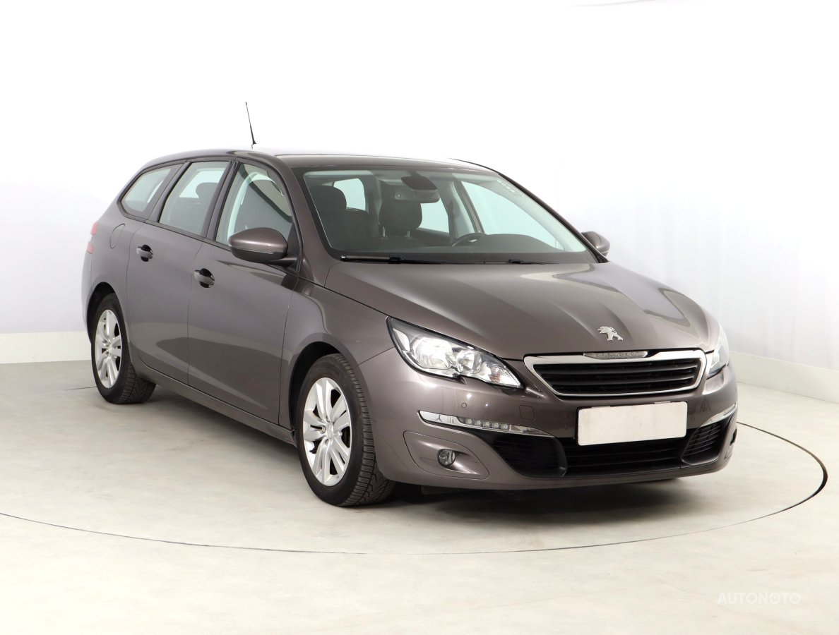 Peugeot 308, 2015 - celkový pohled