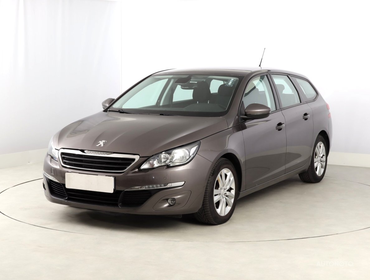 Peugeot 308, 2015 - pohled č. 3