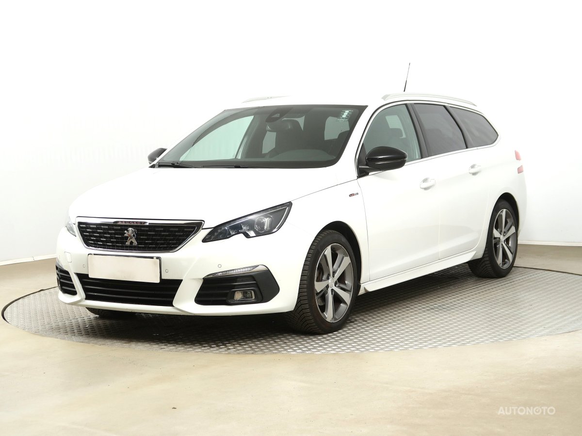Peugeot 308, 2019 - pohled č. 3
