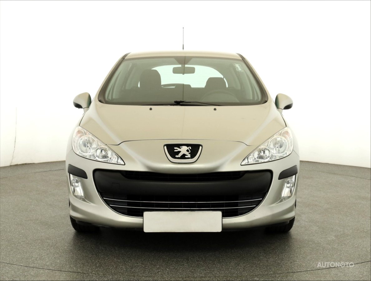 Peugeot 308, 2009 - pohled č. 2