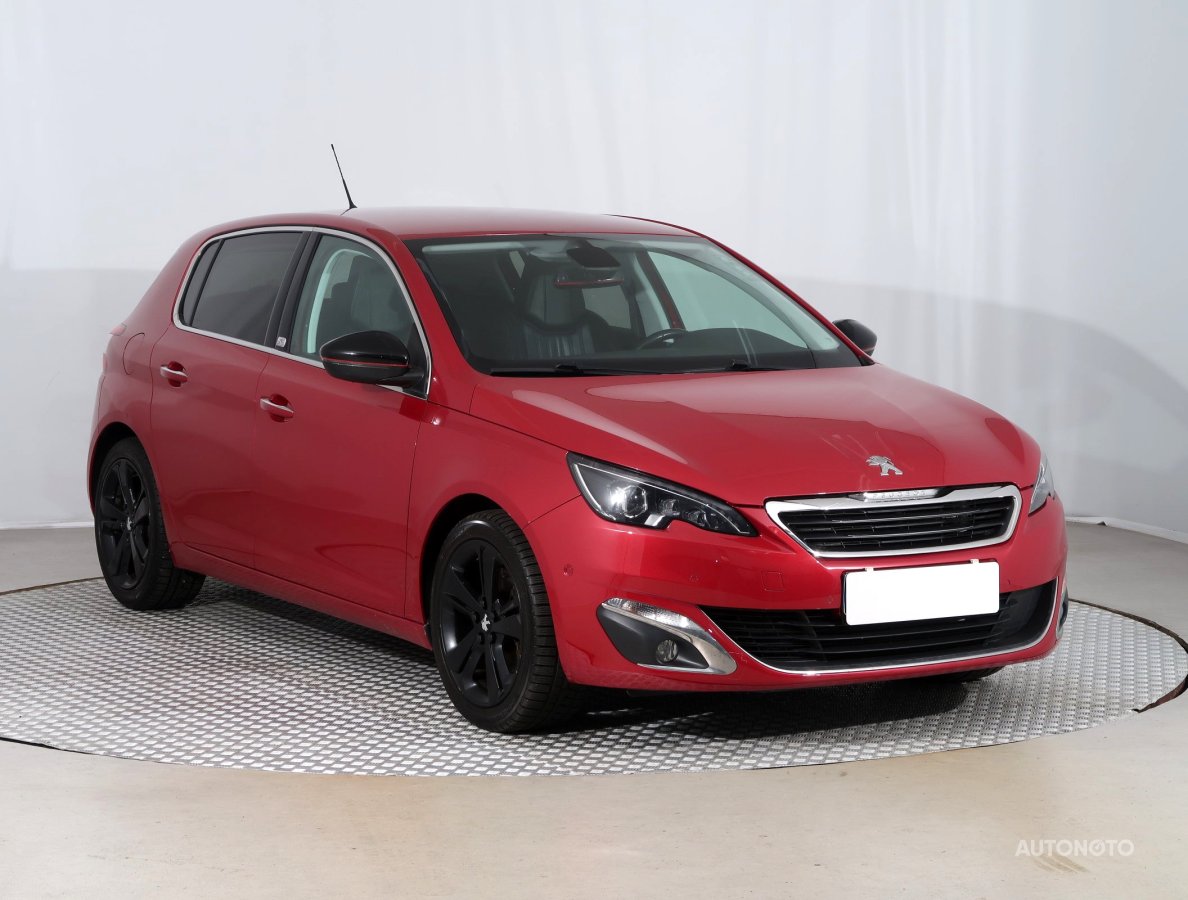 Peugeot 308, 2015 - celkový pohled