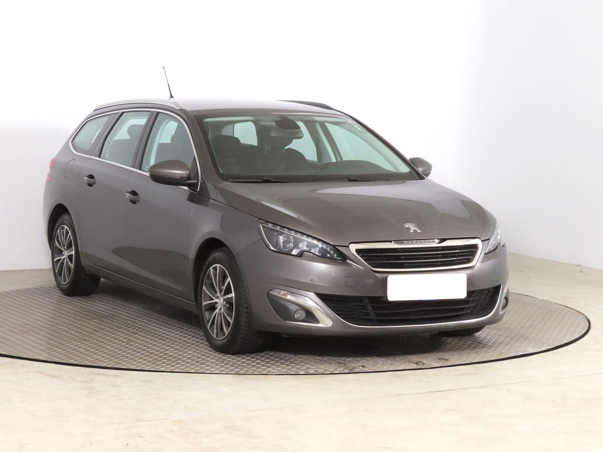 Peugeot 308, 2017 - celkový pohled