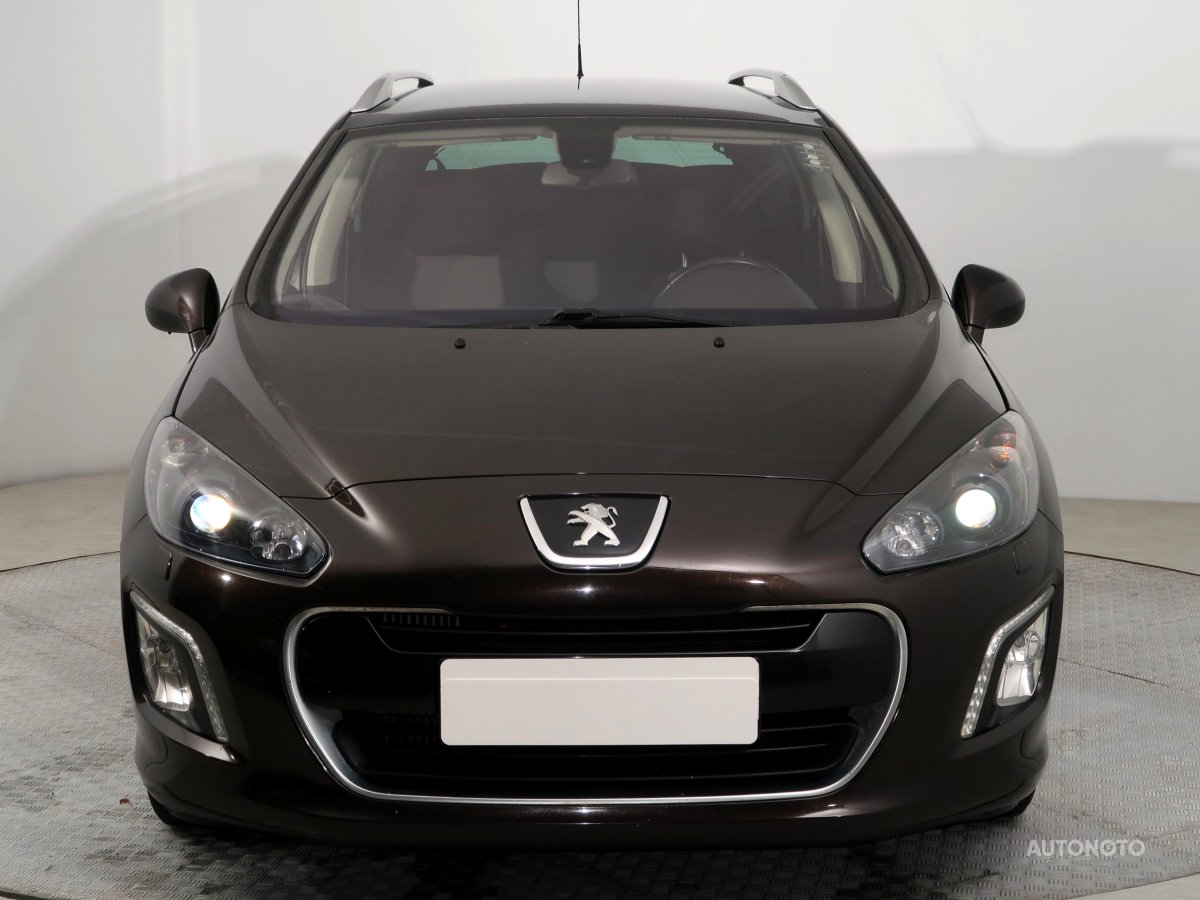 Peugeot 308, 2012 - pohled č. 2