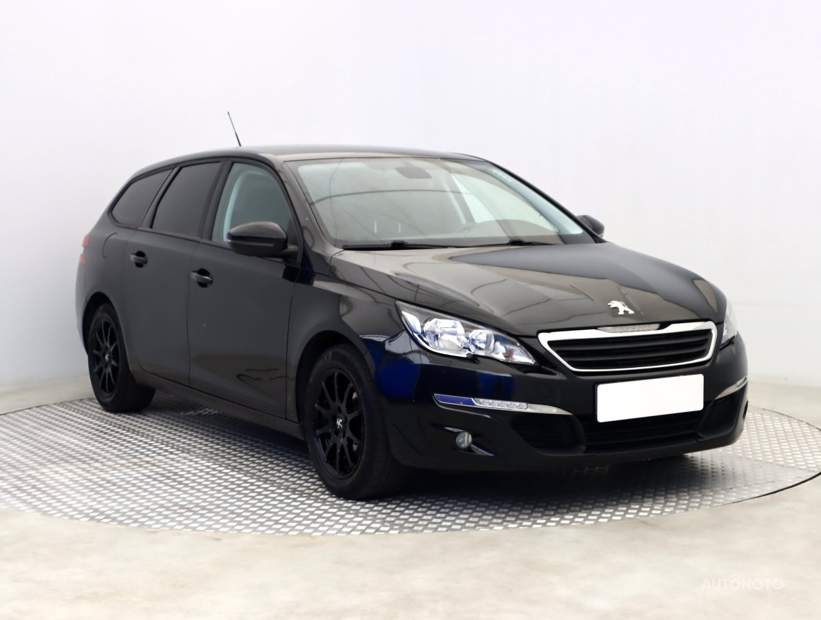 Peugeot 308, 2014 - celkový pohled