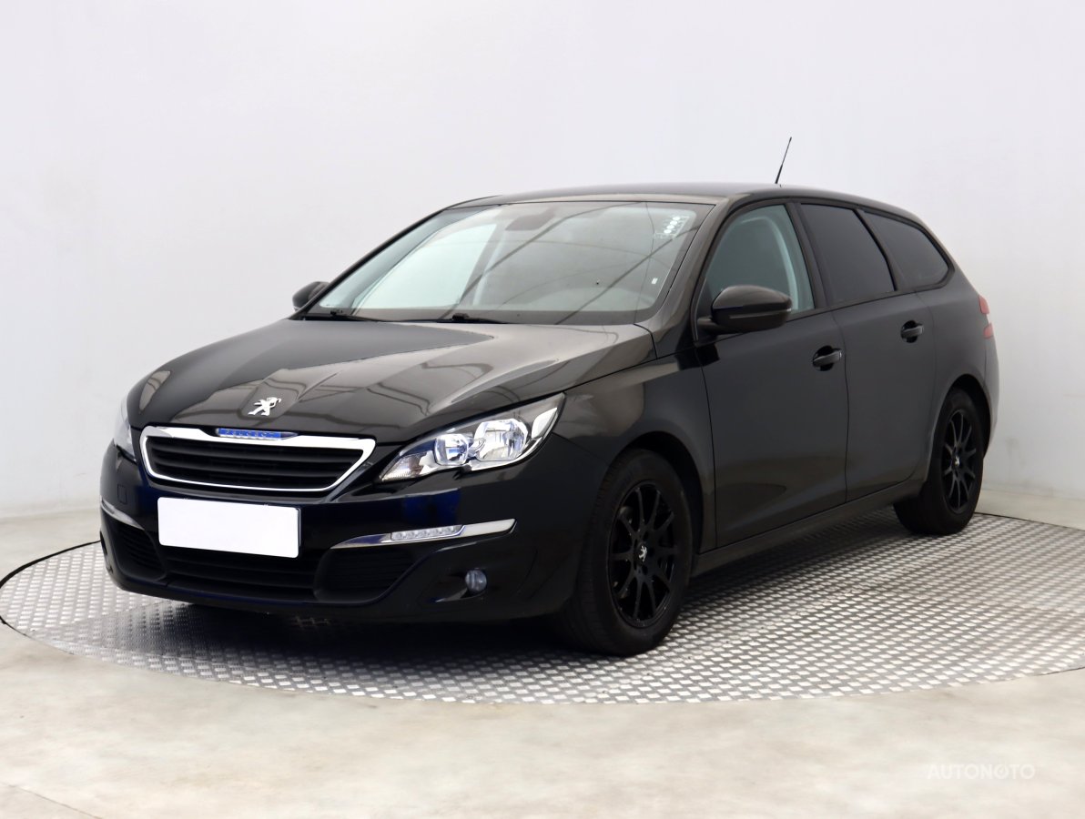 Peugeot 308, 2014 - pohled č. 3