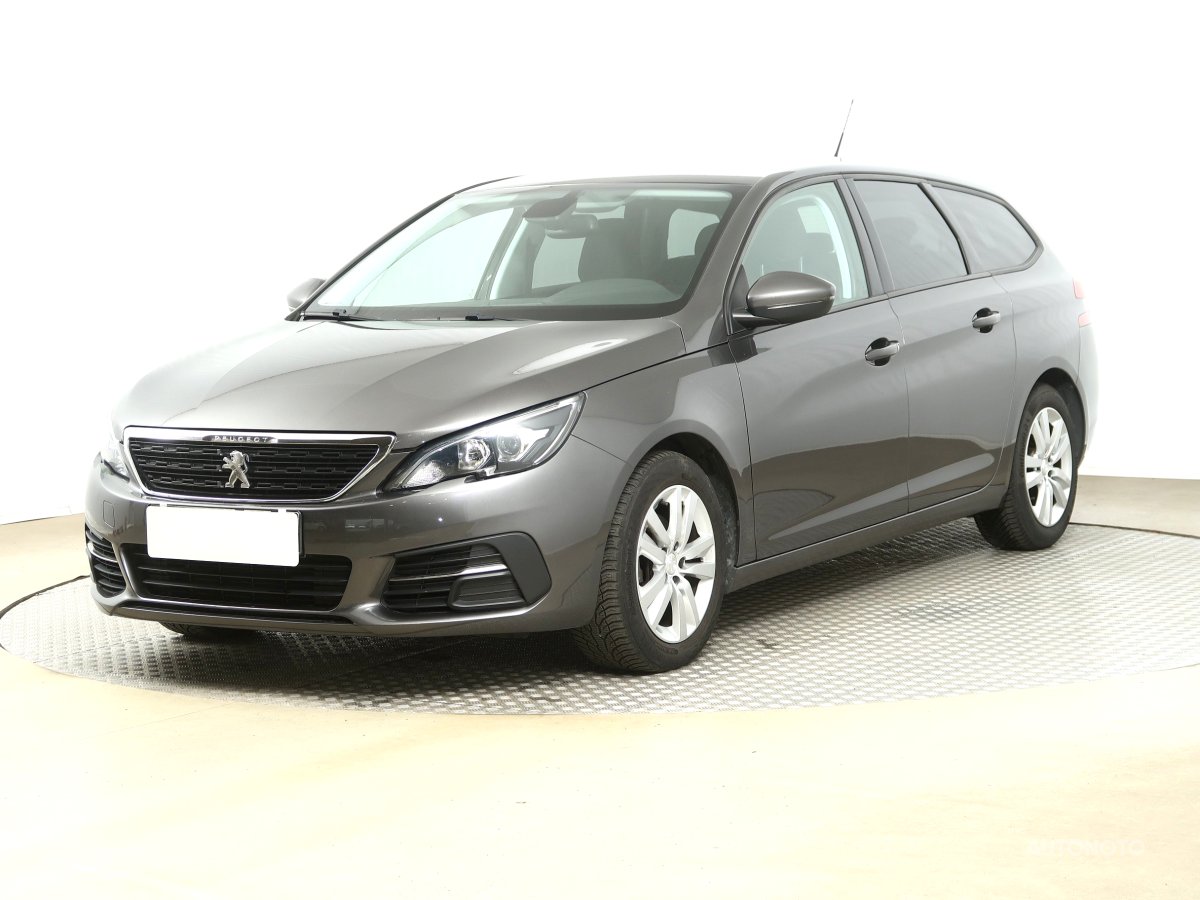 Peugeot 308, 2019 - pohled č. 3