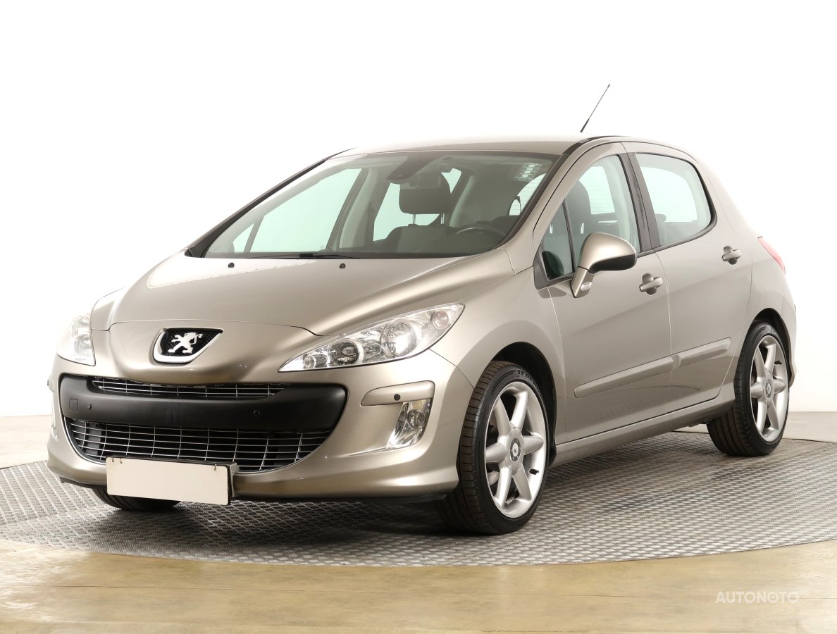 Peugeot 308, 2010 - pohled č. 3