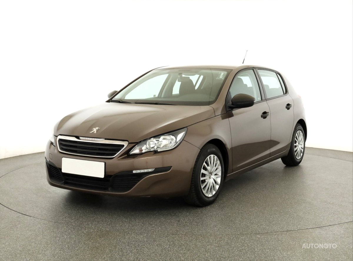 Peugeot 308, 2014 - pohled č. 3