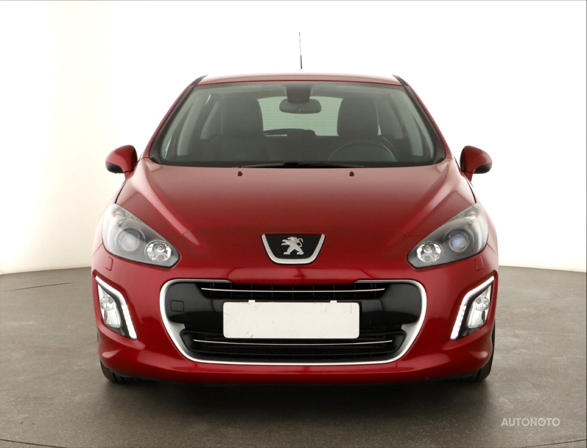 Peugeot 308, 2012 - pohled č. 2