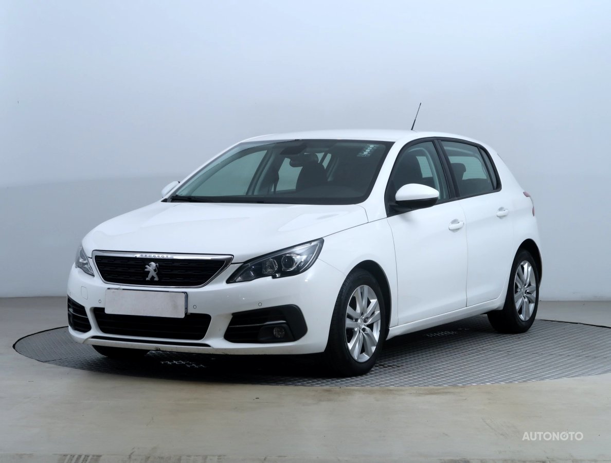 Peugeot 308, 2018 - pohled č. 3