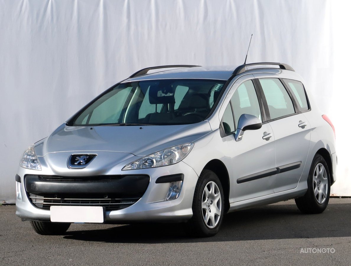 Peugeot 308, 2010 - pohled č. 3