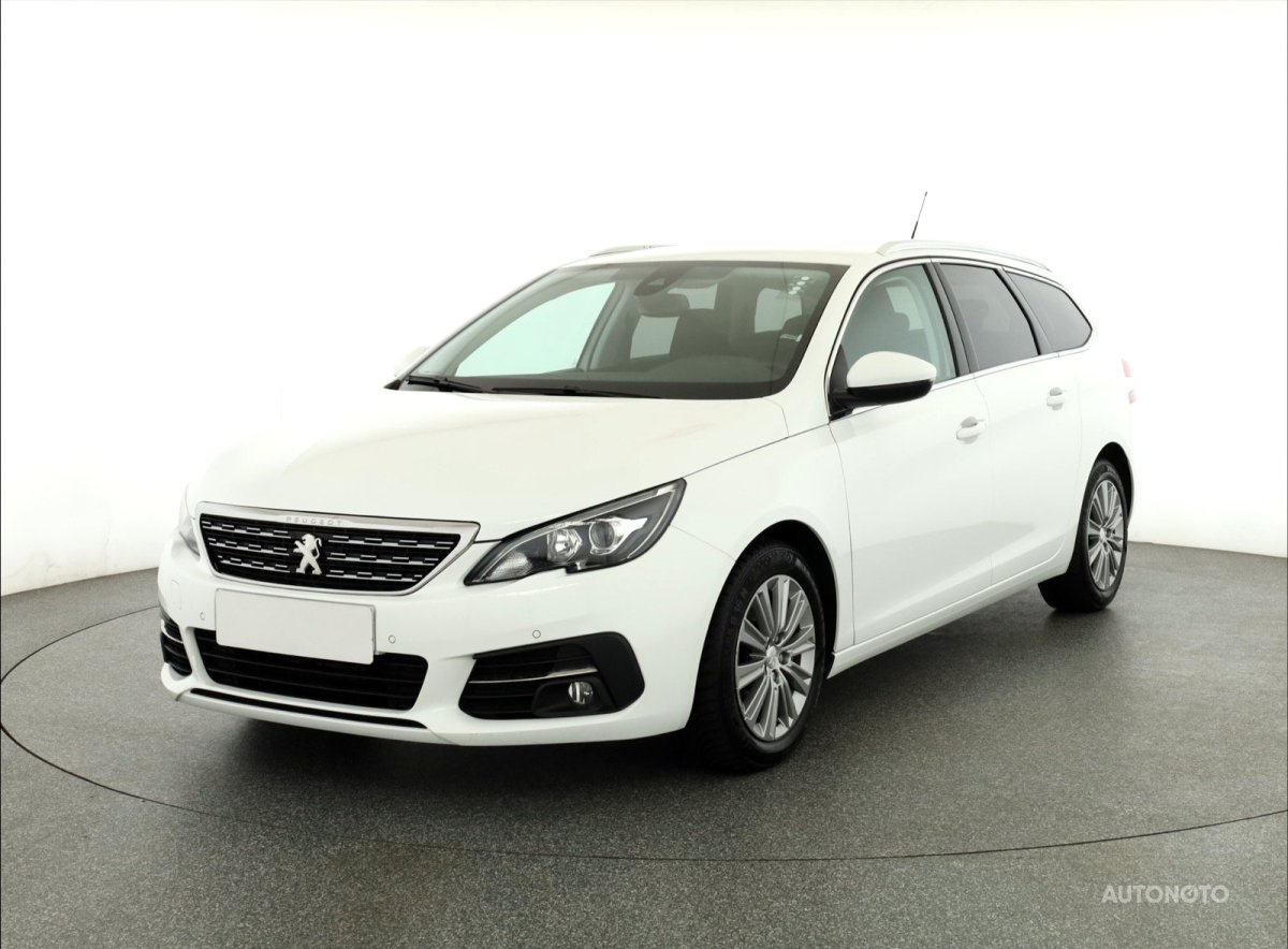 Peugeot 308, 2020 - pohled č. 3