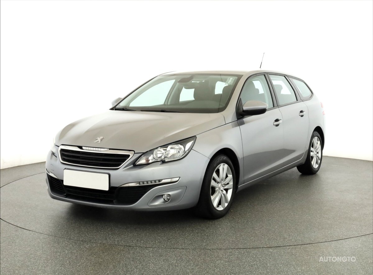 Peugeot 308, 2017 - pohled č. 3