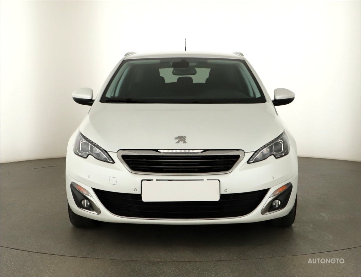 Peugeot 308, 2017 - pohled č. 2