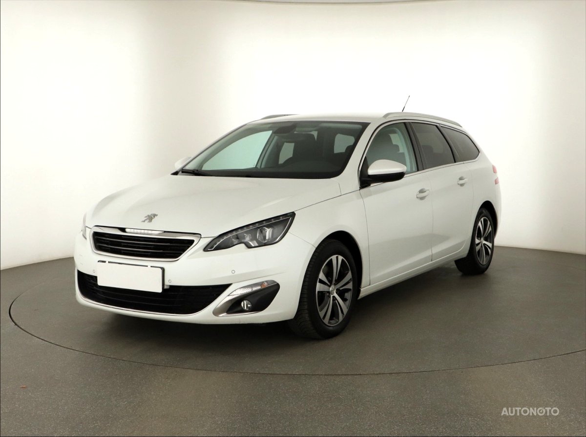 Peugeot 308, 2017 - pohled č. 3